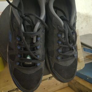 Skechers Black and Blue Women's Sneakers